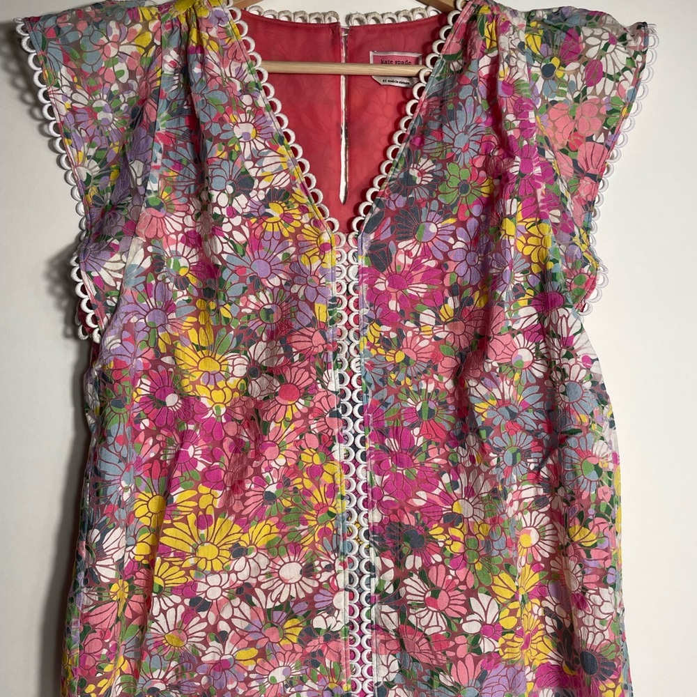 Kate Spade Pink Flutter Sleeve Blouse with Graphic Relaxed Style